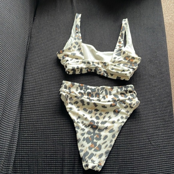 Aerie - Leopard Print Women's Bikini Set - size S - Picture 2 of 4